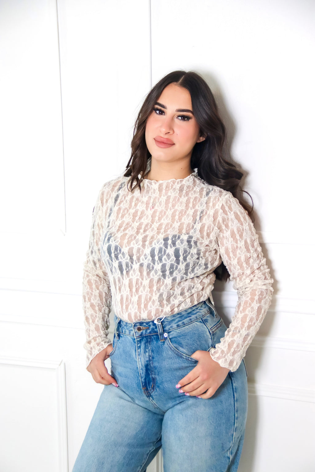 Body in pizzo manica lunga